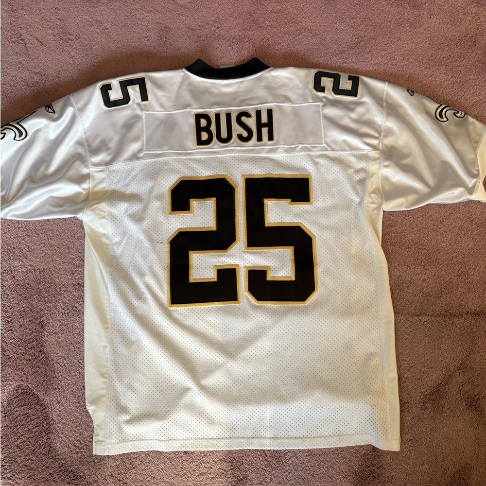 New Orleans Saints Reggie Bush Jersey #25 - Picture 6 of 7